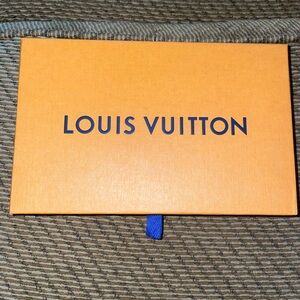 Louis Vuitton Accessory Box & Accessory Dust Bag